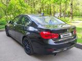 BMW 320 2017 года за 12 700 000 тг. в Алматы – фото 2