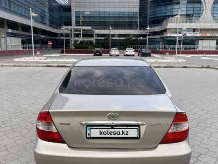 Toyota Camry 2004 года за 4 600 000 тг. в Атырау – фото 6