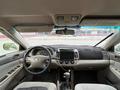 Toyota Camry 2004 года за 4 600 000 тг. в Атырау – фото 8