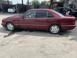 Mercedes-Benz E 240 1998 годаfor2 200 000 тг. в Алматы – фото 4