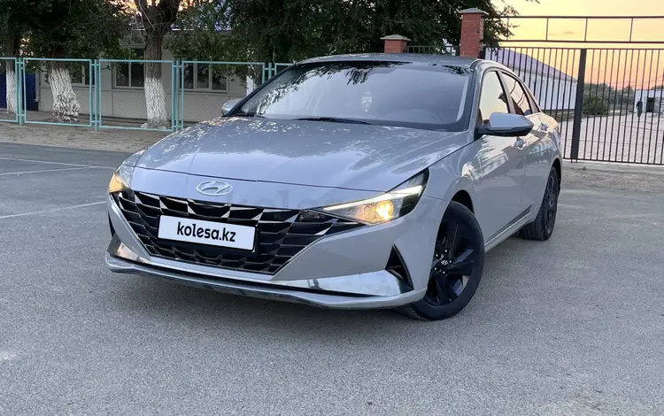 Hyundai Elantra 2021 годаүшін8 300 000 тг. в Атырау