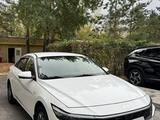 Hyundai Elantra 2024 годаүшін8 200 000 тг. в Караганда