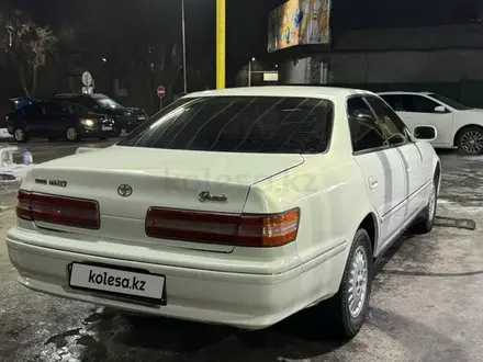 Toyota Mark II 1998 года за 3 000 000 тг. в Алматы – фото 2