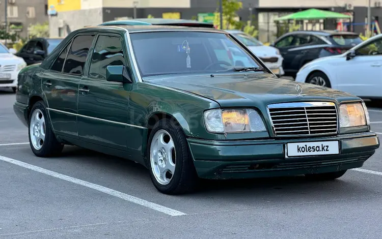 Mercedes-Benz E 200 1993 годаfor2 000 000 тг. в Алматы