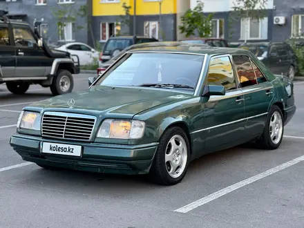 Mercedes-Benz E 200 1993 года за 2 000 000 тг. в Алматы – фото 3