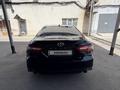 Toyota Camry 2018 года за 12 900 000 тг. в Алматы – фото 11