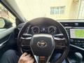Toyota Camry 2018 года за 12 900 000 тг. в Алматы – фото 22