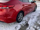 Hyundai Elantra 2018 года за 5 500 000 тг. в Уральск – фото 3