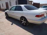 Toyota Camry 2001 годаүшін3 500 000 тг. в Жанаозен – фото 5