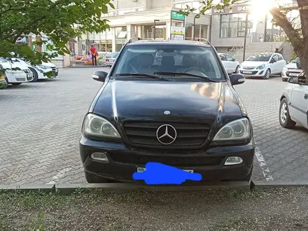 Mercedes-Benz ML 320 2002 года за 3 500 000 тг. в Атырау