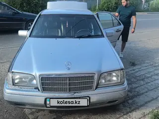 Mercedes-Benz C 280