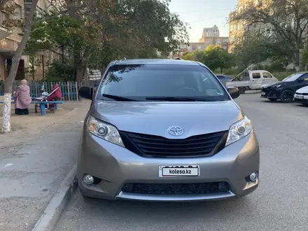 Toyota Sienna 2011 года за 6 500 000 тг. в Актау – фото 6