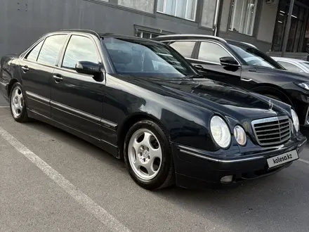 Mercedes-Benz E 320 2001 года за 4 500 000 тг. в Шымкент – фото 5