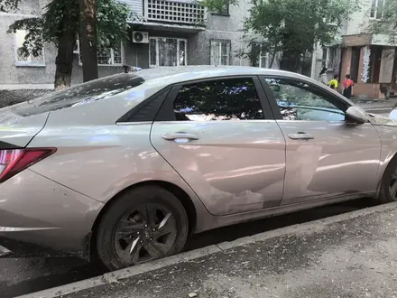 Hyundai Elantra 2023 года за 6 600 000 тг. в Алматы – фото 2