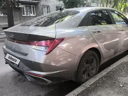 Hyundai Elantra 2023 года за 6 600 000 тг. в Алматы – фото 3