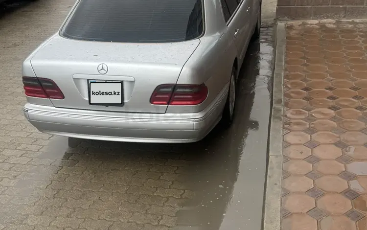 Mercedes-Benz E 320 2001 годаүшін4 100 000 тг. в Актау