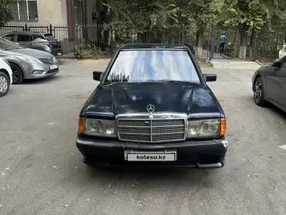 Mercedes-Benz 190