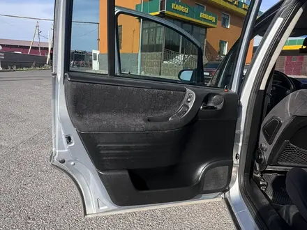 Opel Zafira 2002 года за 3 100 000 тг. в Шымкент – фото 14