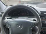 Mercedes-Benz C 240 2002 года за 4 200 000 тг. в Шымкент – фото 3