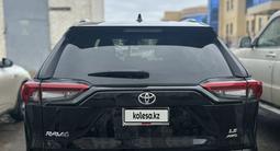 Toyota RAV4 2020 года за 14 000 000 тг. в Кокшетау – фото 3