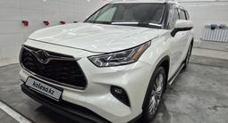 Toyota Highlander 2021 годаүшін28 500 000 тг. в Алматы