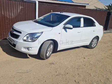 Chevrolet Cobalt 2021 года за 5 900 000 тг. в Жезказган – фото 2