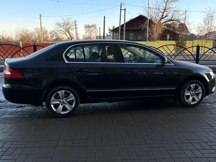 Skoda Superb 2013 года за 6 200 000 тг. в Костанай – фото 4