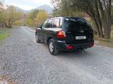 Hyundai Santa Fe 2003 годаүшін3 000 000 тг. в Бишкек – фото 4