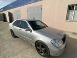 Toyota Brevis 2004 года за 2 000 000 тг. в Жанаозен – фото 2