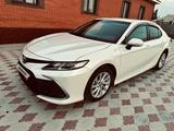 Toyota Camry 2023 годаүшін16 500 000 тг. в Алматы – фото 2