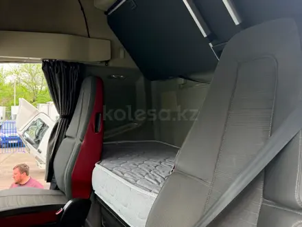 Volvo 2017 года за 35 000 000 тг. в Алматы – фото 8