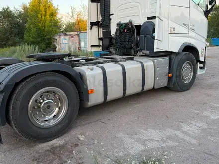 Volvo 2017 года за 35 000 000 тг. в Алматы – фото 24