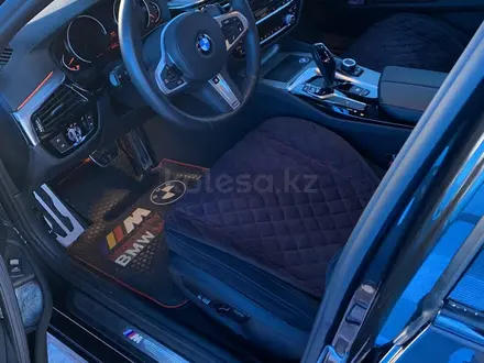 BMW 520 2018 года за 23 500 000 тг. в Уральск – фото 7
