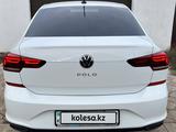 Volkswagen Polo 2021 года за 8 000 000 тг. в Уральск – фото 2