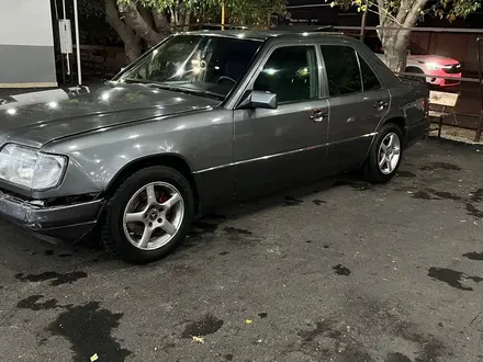 Mercedes-Benz E 200 1995 года за 1 500 000 тг. в Шымкент – фото 8