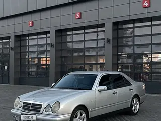 Mercedes-Benz E 280