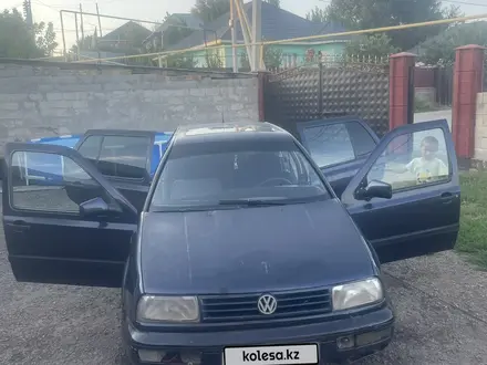 Volkswagen Vento 1993 года за 1 000 000 тг. в Алматы – фото 7