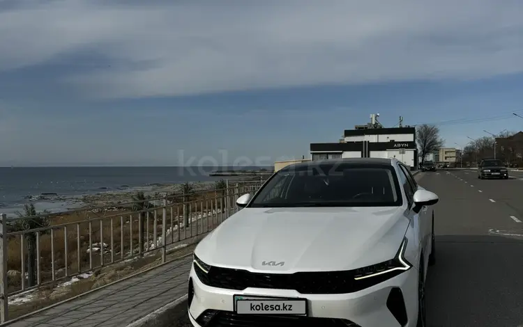 Kia K5 2022 года за 13 000 000 тг. в Актау