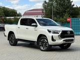 Toyota Hilux 2022 года за 25 000 000 тг. в Актобе