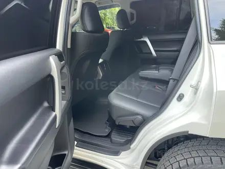 Toyota Land Cruiser Prado 2022 года за 37 900 000 тг. в Алматы – фото 13