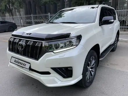 Toyota Land Cruiser Prado 2022 года за 37 900 000 тг. в Алматы