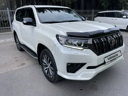 Toyota Land Cruiser Prado 2022 года за 37 900 000 тг. в Алматы – фото 3