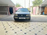 Volkswagen Golf 1994 года за 1 600 000 тг. в Есик – фото 2