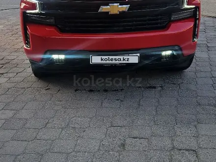 Chevrolet Silverado 2021 года за 28 500 000 тг. в Алматы – фото 2