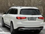 Mercedes-Benz GLS 580 2022 года за 59 900 000 тг. в Астана – фото 2