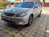 Toyota Camry 2005 года за 3 750 000 тг. в Караганда – фото 2