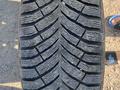 R 20 Land Cruiser 250.300 original с резиной 265-55-20 Michelin зима, шипы! за 1 150 000 тг. в Алматы – фото 23