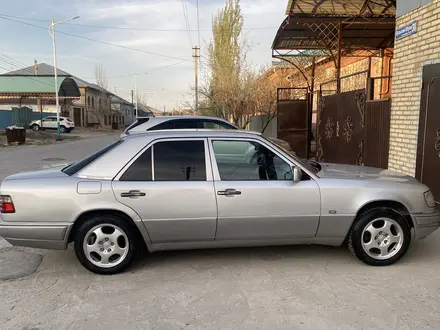 Mercedes-Benz E 280 1995 года за 3 000 000 тг. в Кызылорда – фото 5