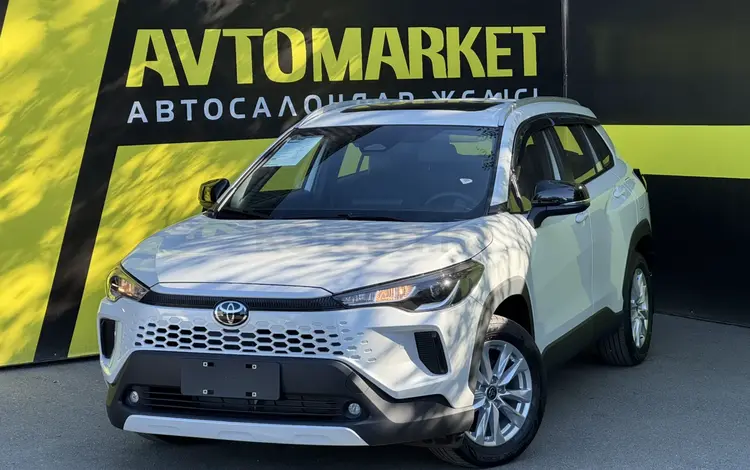 Toyota Corolla Cross 2026 года за 14 800 000 тг. в Семей