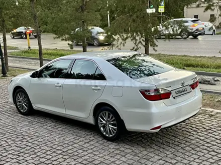 Toyota Camry 2016 года за 9 600 000 тг. в Алматы – фото 12